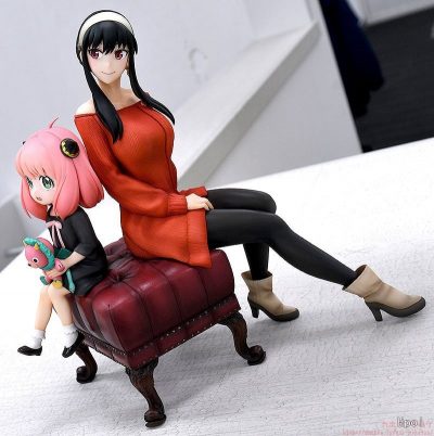 15cm SPY X Family Anya Anime Figures Yor Forger Sitting Sofa Kawaii Action PVC Figure Desktop 2 - Spy x Family Store